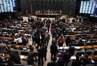 Câmara adia pela 3ª vez votação de projeto de socorro a estados